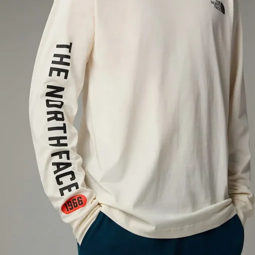 Discount The North Face T-shirt à Manches Longues Varsity Graphic Pour Homme White Dune
