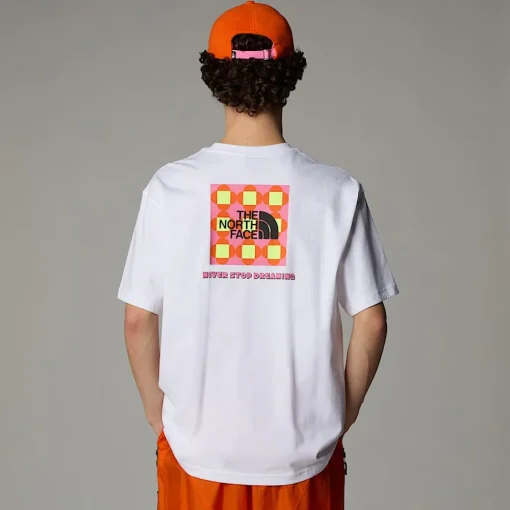 Shop The North Face T-shirt Graphic Box TNF X Yinka Ilori Unisexe TNF White